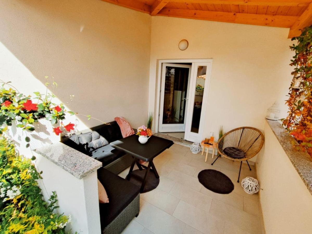 Apartments Alisa Brodarica  Extérieur photo