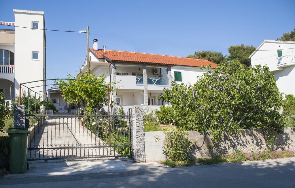 Apartments Alisa Brodarica  Extérieur photo